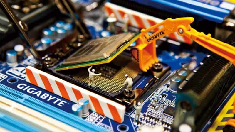 CPU क्या है और यह काम कैसे करता है मल्टीकोर प्रोसेसर के फायदे, नुकसान और उपयोग